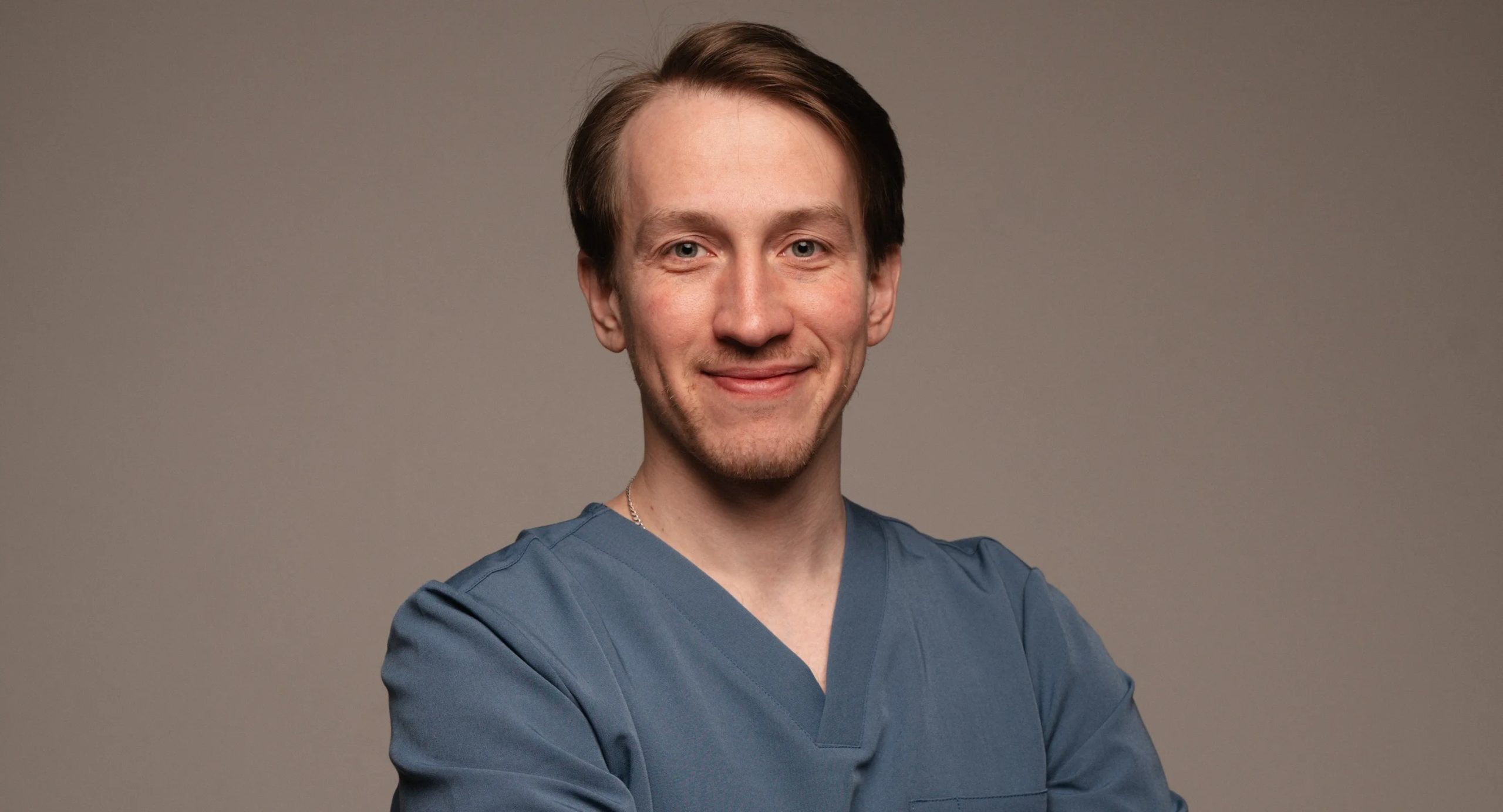 <br />
<b>Warning</b>: Undefined array key 0 in <b>/home/p598539/www/astraclinic.ru/wp-content/themes/astraclinic/parts/slider_doc.php</b> on line <b>8</b><br />